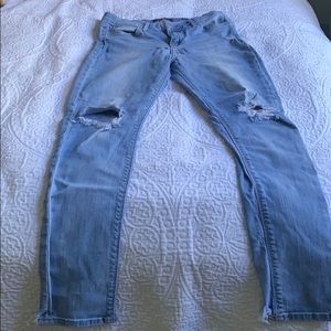 Lucky Brand ORTA premium denim skinny jean.